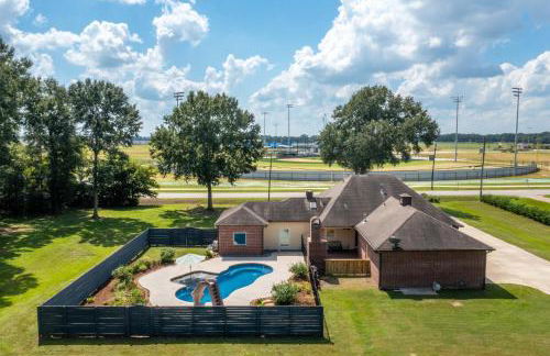 Gameday Getaway - Pool - King Bed - Sports Complex - Foto 2