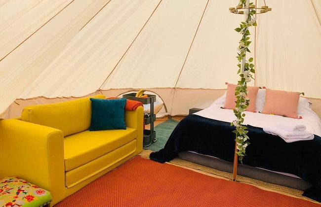 Private Glamping in a Vintage Caravan & Bell Tent - Foto 6