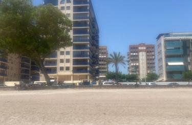 Amanecer en primera línea de playa - Foto 4