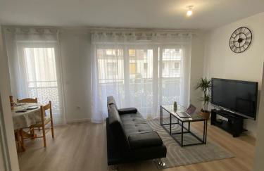 Joli appartement F2 Bobigny Métro proche Paris - Foto 1