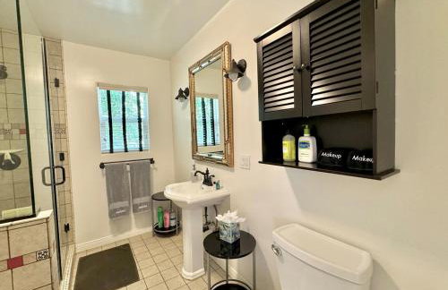 Prime West Los Angeles 4 Bedroom 2 Bathroom House - Foto 4