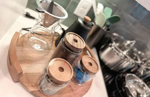 The Nichols Getaway - Fort Worth - SameDay Booking - Photo 17