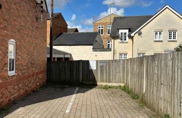 Boutique Apartment - City Centre - Free Parking, Fast Wifi and Smart TV by Yoko Property - Foto 17