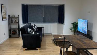 No4 Lux & Cosy Private Apartment in Nuneaton - Foto 2