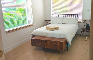 Sea View Villa with Huge Garden & Table Tennis - Foto 43