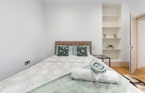 Modern Spacious 1 Bed Flat near Richmond Park - Foto 7