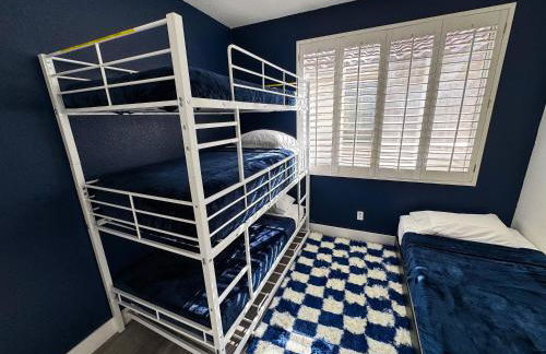 Spacious 3-Bed Family Retreat WiFi & Parking - Foto 38