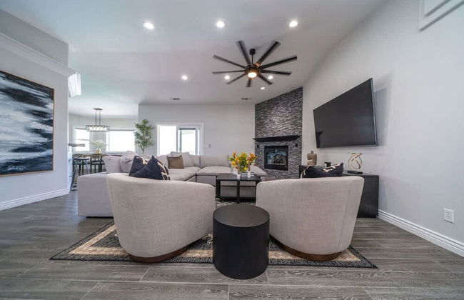 Lavish Lake Havasu Villa Pool Fire Pit an Views - Foto 25