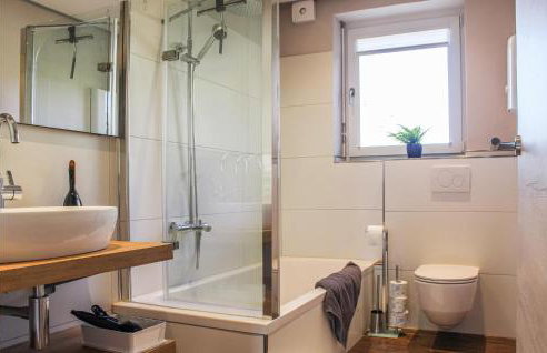 Lovely Apartment In Burgen With Wifi - Foto 26