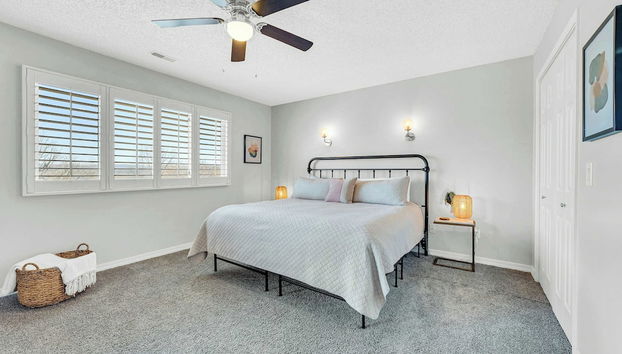 Bright Stylish Condo w/ Balcony - Foto 2, Habitación