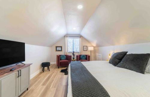 Morrison Getaway - 2BR House BBQ Free Parking - Foto 23