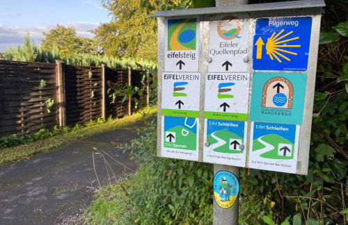 Greenhouse Living "Haus Blankenheim" - Burgblick I Urlaub mit Hund - 30 Minuten zum Phantasialand & Nürburgring - Photo 33