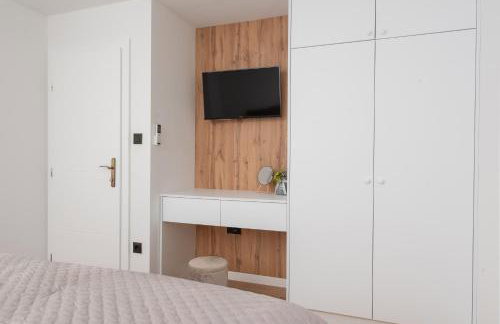 Unique Villa Pietra with heated private pool - Foto 21