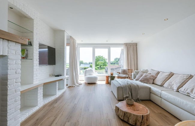 Vacation Home in Damme With Sunny Garden and Views - Photo 13