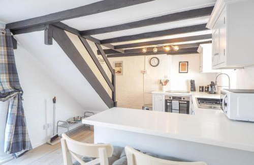 The Coach House Newcastle Emlyn - Photo 3