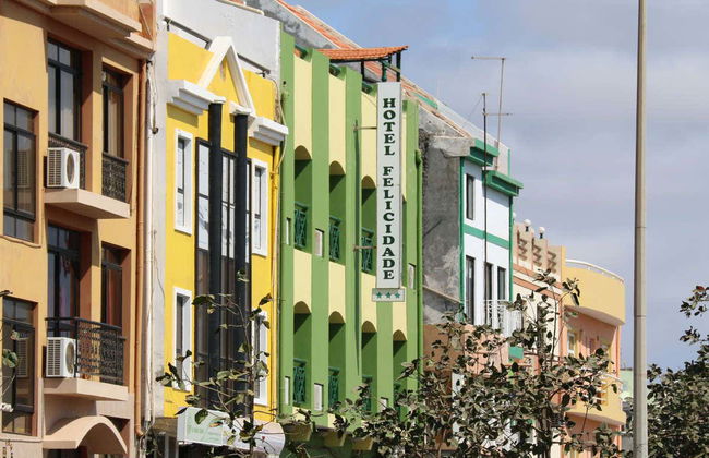 Praia Guided Tour - Photo 1