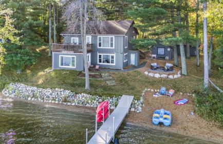 Renovated Lake Cabin with Fire Pit and Kayaks - Photo 59