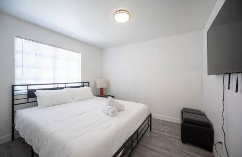 Peaceful Oasis Near Strip & Airport Pool Spa - Foto 56