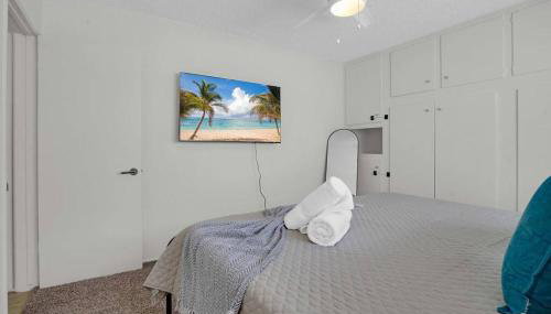 6th Haven, Arcade, King Bed, Games, 1 Mile to Beaches - Foto 4
