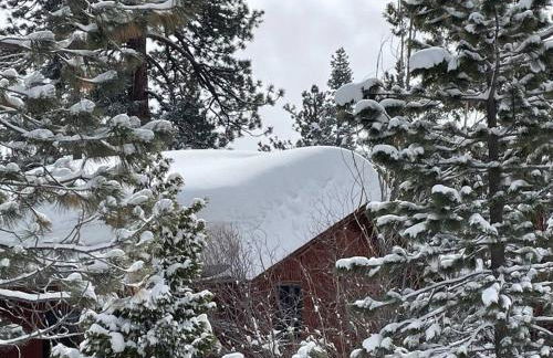 Luna Cabin - 5BR Hot Tub A/C Game Room EV Charger - Foto 32