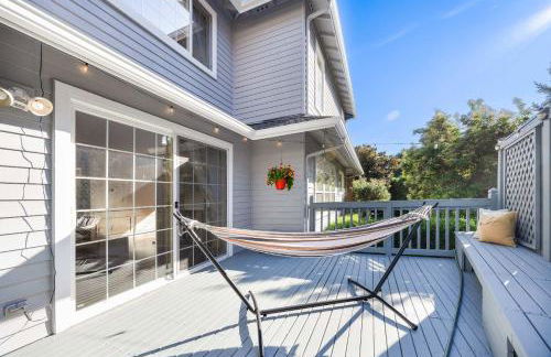 Kirkland Elegant 4B 2 5B Family Retreat with Designer Decor - Photo 69