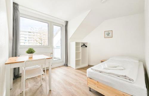 Tolstov Apartments - Monteurwohnungen - 3 Schlafzimmer - Küche - Balkon - Waschmaschine - 25 Min zur Messe DUS - Foto 11