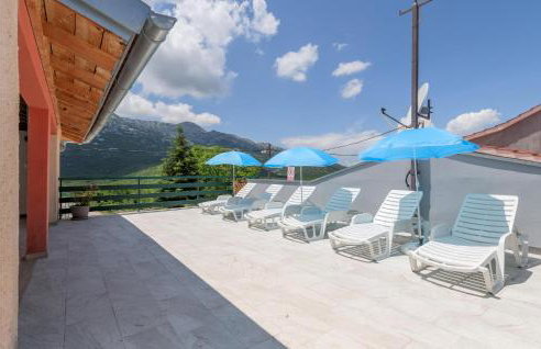 Awesome Home In Dugopolje With Wifi - Foto 27