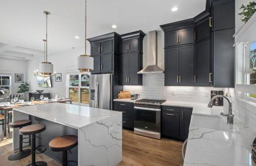 Modern & upscale home near Derby - Foto 18