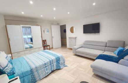 Spacieux Plages Gare Juan Les Pins - Photo 1