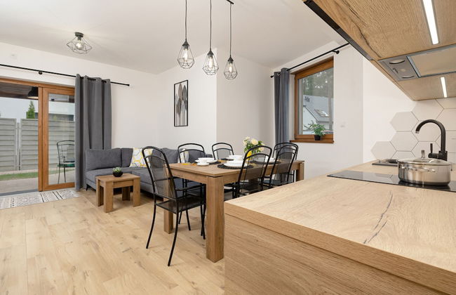 Zielona 11 Apartments by Renters - Photo 50