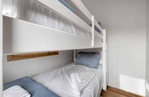 Two Cabins Retreat in Woods Resort - Dog-Friendly - Foto 27