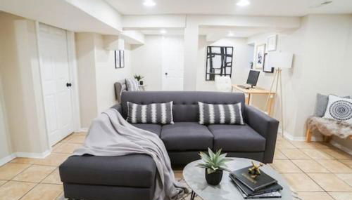 1BR Trendy Basement Apt with Laundry & Parking - Central Trendy - Foto 2