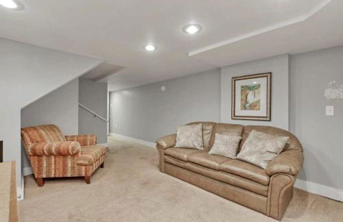 Housepitality - Harrison Mansion - Great Location - Photo 36