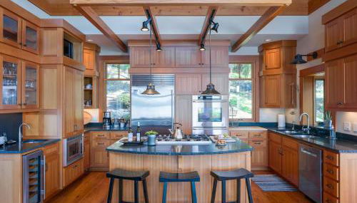 Hook's Nest-Magnificent Waterfront Luxury Home - Foto 5, stove, dishwasher, toaster, minibar