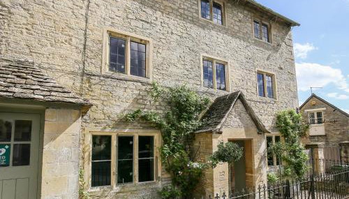 The Old Post Office - Photo 2