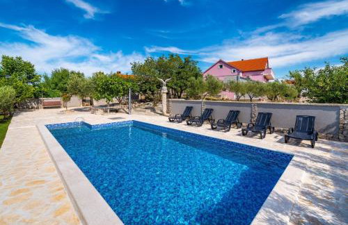 Villa Eagle - Photo 1