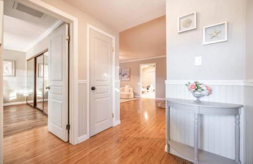 Marbella Lane - Charming 4BR Bungalo for Relaxing Retreat - Foto 79