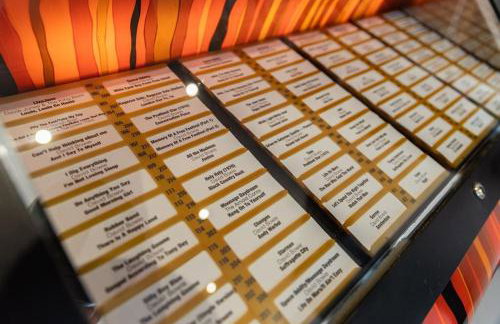 The Bowie is a David Bowie themed Smart House - Foto 19