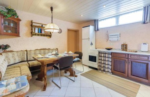 3 Bedroom Awesome Apartment In Pavicini - Photo 19