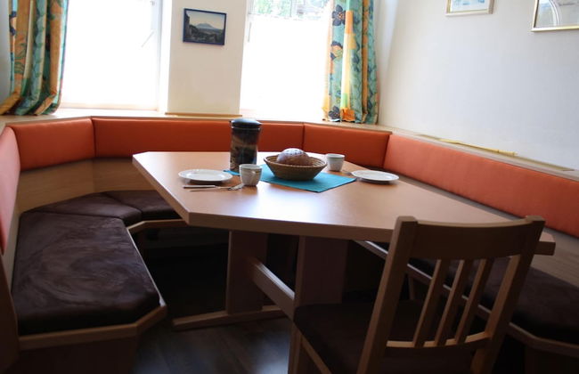 Idyllic Holiday Home in Goldegg Weng Near ski bus - Photo 12