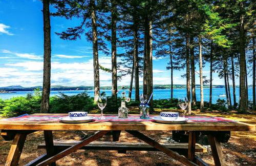 Romantic Waterfront Cottage with Private Beach & Fireplace Near Hancock, Maine - Photo 8