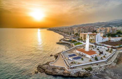 Primera linea de playa en Torrox Costa - Photo 34