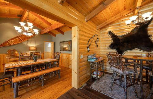 Ultimate Lakeview Lodge and ON THE LAKE! with a Hot-Tub! - Foto 40