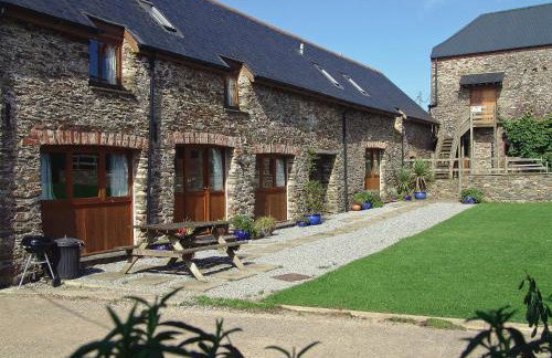 Mad Nelly Cottage - Photo 1