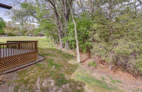 Bella Vista Townhome with Deck Near Back 40 Trails! - Foto 22