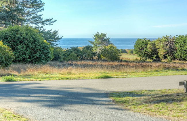 Pacific Splendor Private Hot Tub w/ Views! - Foto 15