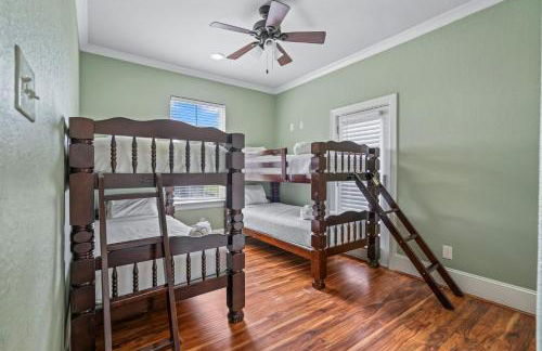 Spacious Beach Retreat Sleeps 25 Perfect for Families Groups - Foto 18