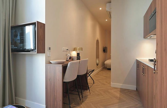 Novallure Downtown - Photo 2