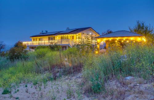 Escondido Hilltop Home with Deck and Views! - Foto 35