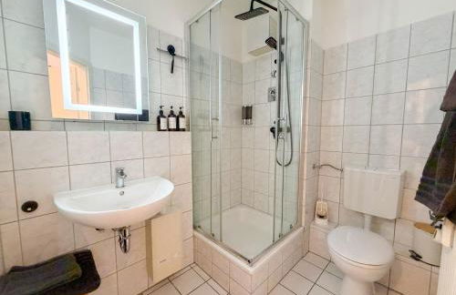 Apartment with balcony, good parking for long stay - Foto 18